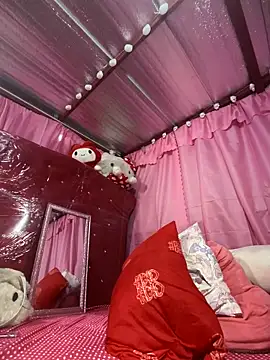 sweetieme online show from 12.13.24