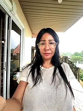 sweetieme online show from 10.03.25