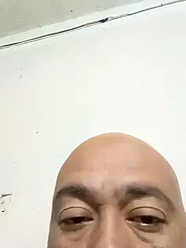 GeorgeVergaGrues online show from 12.04.24