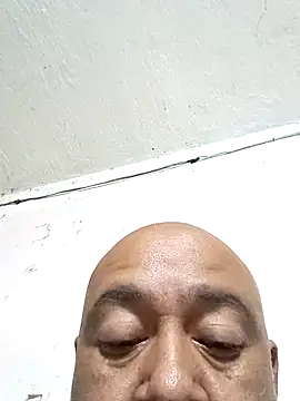 GeorgeVergaGrues online show from 03.11.25