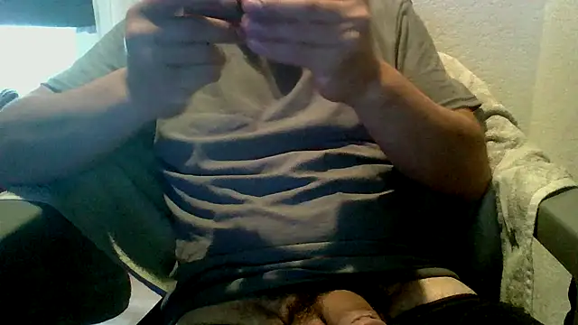 Snapshot of loozamangos chatting on 09.25.25 loozamangos online show from 09.25.25