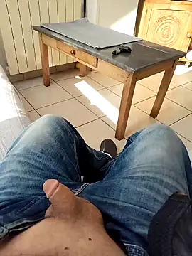 Snapshot of Corref chatting on 02.25.26 Corref online show from 02.25.26