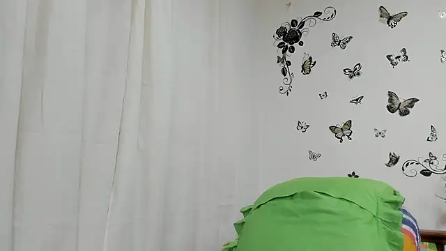 jennifersmit1 online show from 12.02.24