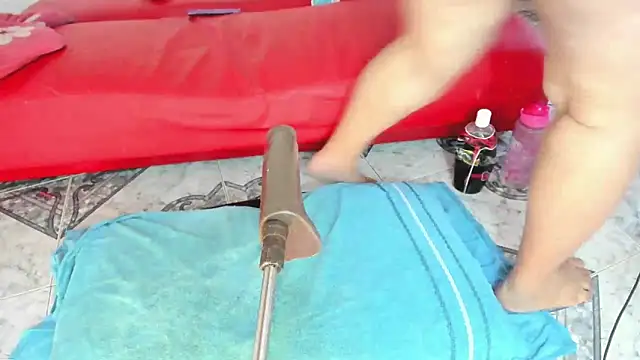 Snapshot of Dakotalove20 chatting on 10.10.25 Dakotalove20 online show from 10.10.25