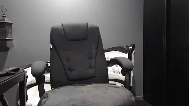 poisonivyx online show from 04.12.26