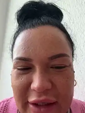  MelinaCurves  online show from 02.20.25