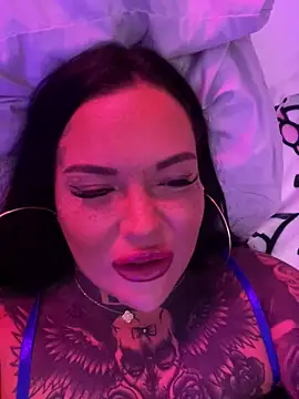  MelinaCurves  online show from 09.30.25