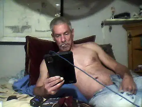 Snapshot of Biknight chatting on 01.20.25 Biknight online show from 01.20.25