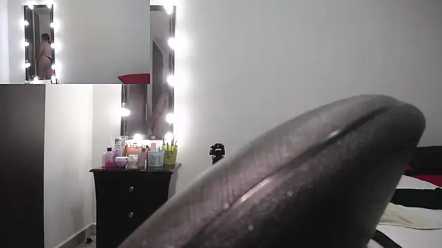 zoe hotxxx online show from 02.06.25