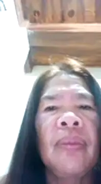 Snapshot of sexylizzy4u chatting on 12.18.24 sexylizzy4u online show from 12.18.24