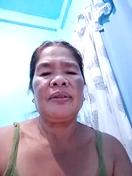 Snapshot of sexylizzy4u chatting on 03.04.25 sexylizzy4u online show from 03.04.25