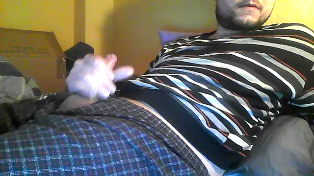 Snapshot of Menic0n chatting on 12.30.24 Menic0n online show from 12.30.24