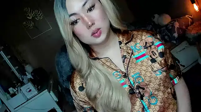 HOTnWILDalice online show from 12.30.24