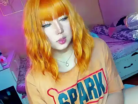 HOTnWILDalice online show from 11.20.25