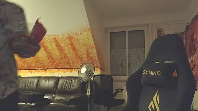 Snapshot of sextoy911 chatting on 04.10.26 sextoy911 online show from 04.10.26