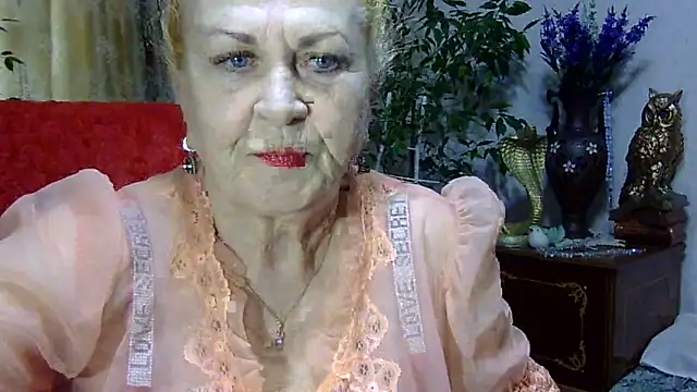 Emma52610 online show from 03.11.25