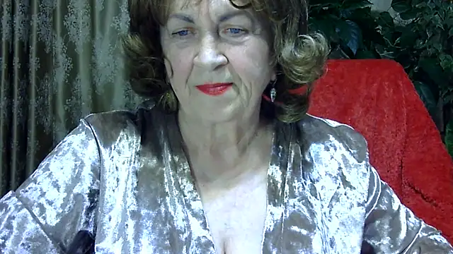 Emma52610 online show from 04.02.26