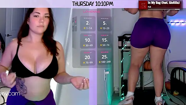 Snapshot of MilaValentina chatting on 01.17.25 MilaValentina online show from 01.17.25