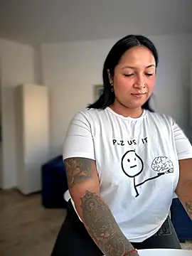 DannaaMeliza online show from 09.27.25