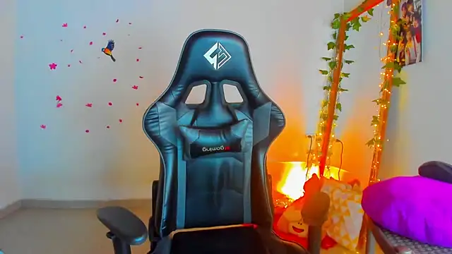 Susan Foxx online show from 11.08.25