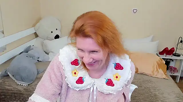 FoxySophia online show from 01.07.25