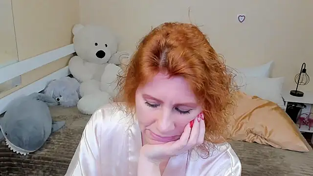FoxySophia online show from 01.21.25