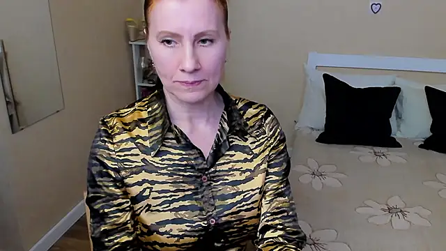 FoxySophia online show from 09.26.25