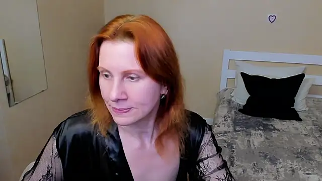 FoxySophia online show from 10.03.25