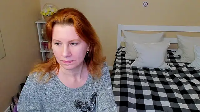 FoxySophia online show from 11.20.25