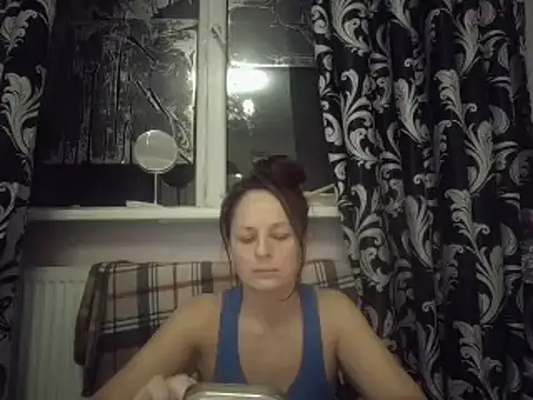 LindaStarS online show from 02.20.25