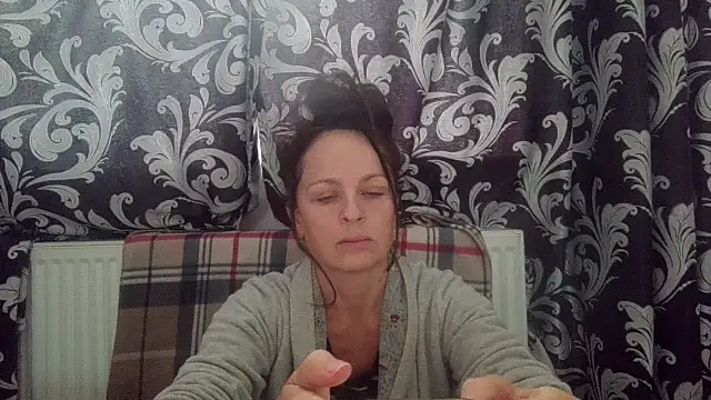 LindaStarS online show from 10.22.25