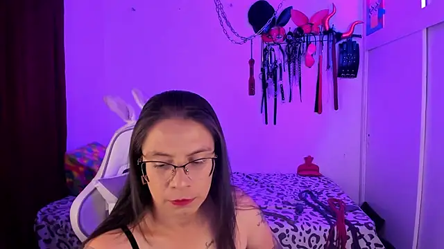 dungeongirls online show from 11.27.25