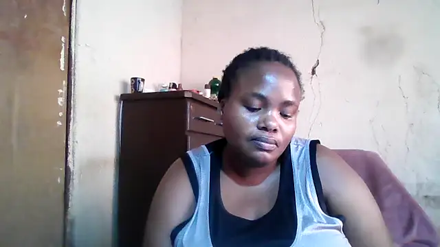 Snapshot of sexybigboobz chatting on 09.22.25 sexybigboobz online show from 09.22.25