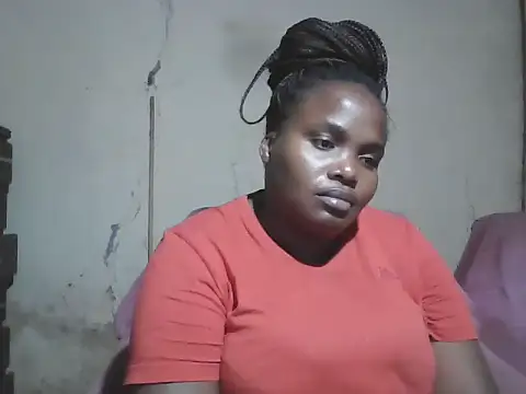 Snapshot of sexybigboobz chatting on 10.19.25 sexybigboobz online show from 10.19.25