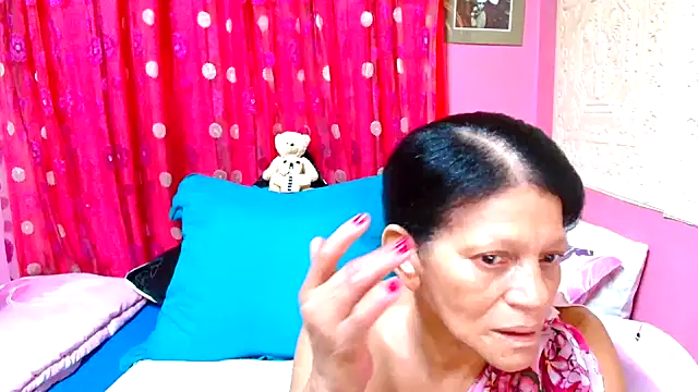 SLUTTYROXY online show from 01.14.25