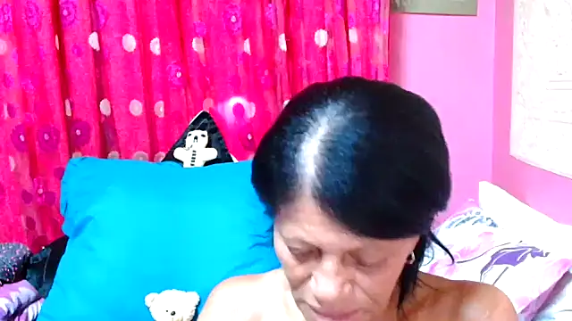 SLUTTYROXY online show from 01.28.25