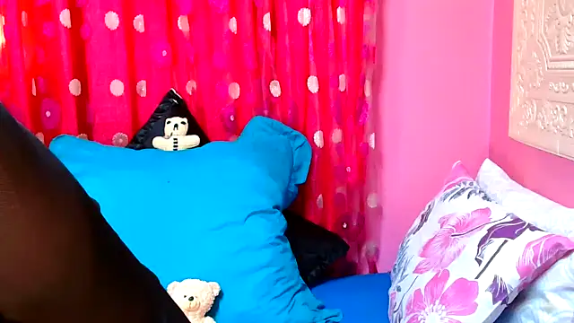 SLUTTYROXY online show from 01.29.25