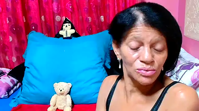 SLUTTYROXY online show from 01.30.25