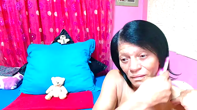 SLUTTYROXY online show from 01.31.25