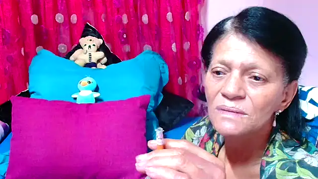 SLUTTYROXY online show from 09.25.25