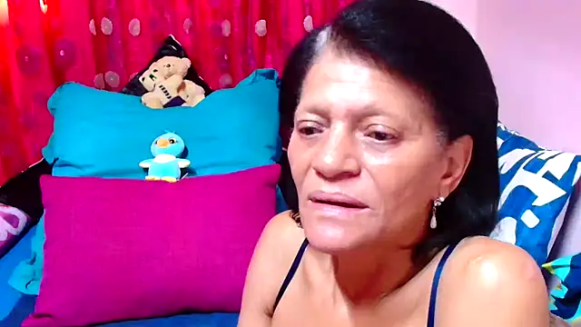 SLUTTYROXY online show from 09.30.25