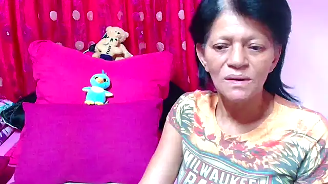 SLUTTYROXY online show from 10.04.25