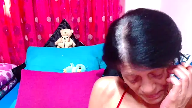 SLUTTYROXY online show from 10.16.25