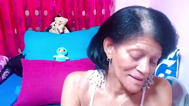 SLUTTYROXY online show from 10.17.25