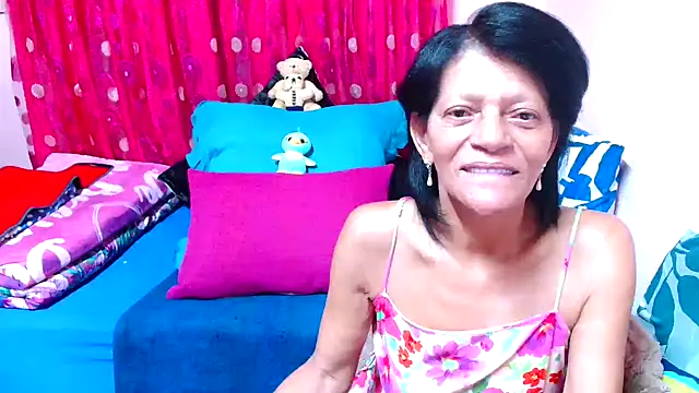 SLUTTYROXY online show from 10.25.25