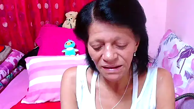 SLUTTYROXY online show from 10.28.25