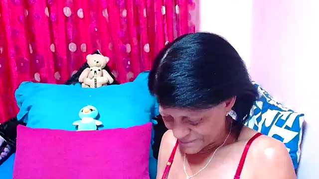 SLUTTYROXY online show from 11.22.25