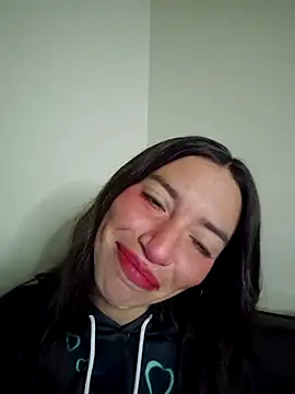 loveuu-bae online show from 10.29.25