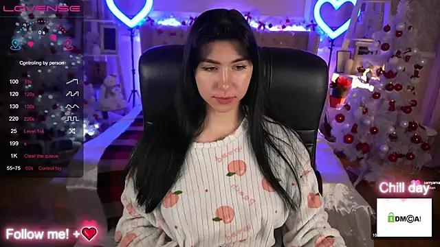 EmilyCandyy online show from 12.17.24