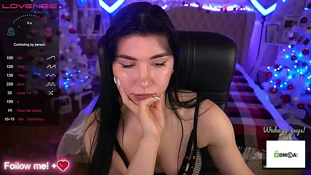 EmilyCandyy online show from 12.24.24